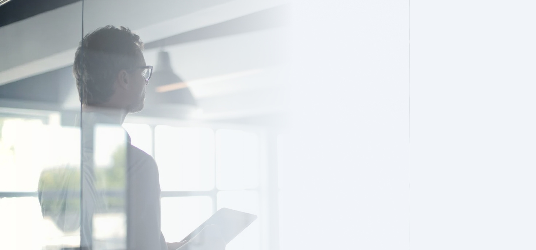 Profissional em ambiente de trabalho